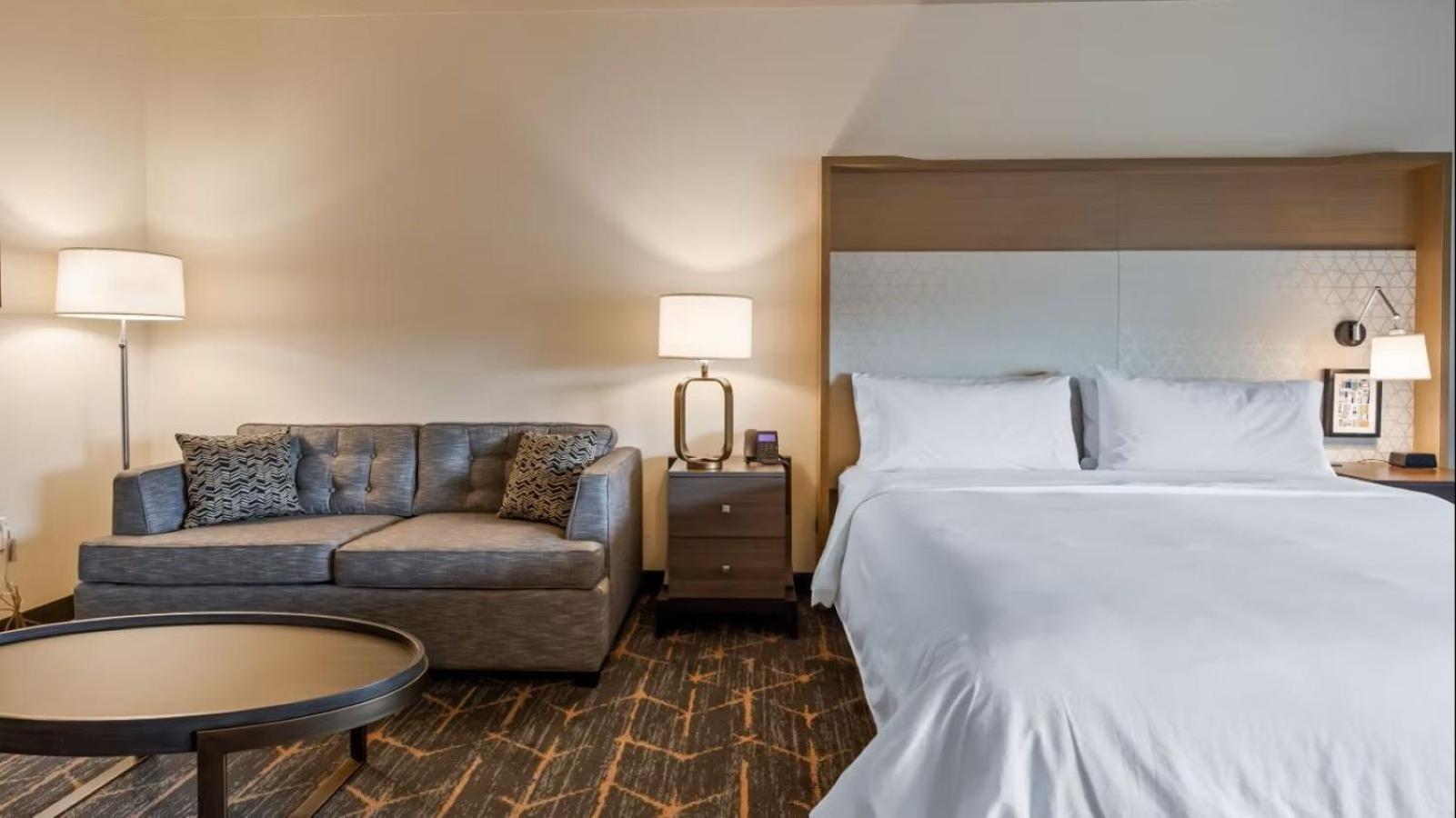 Holiday Inn - Clarksville Northeast By Ihg 外观 照片